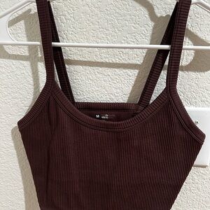 Ribbed Square-Neck Tank Top - Brown